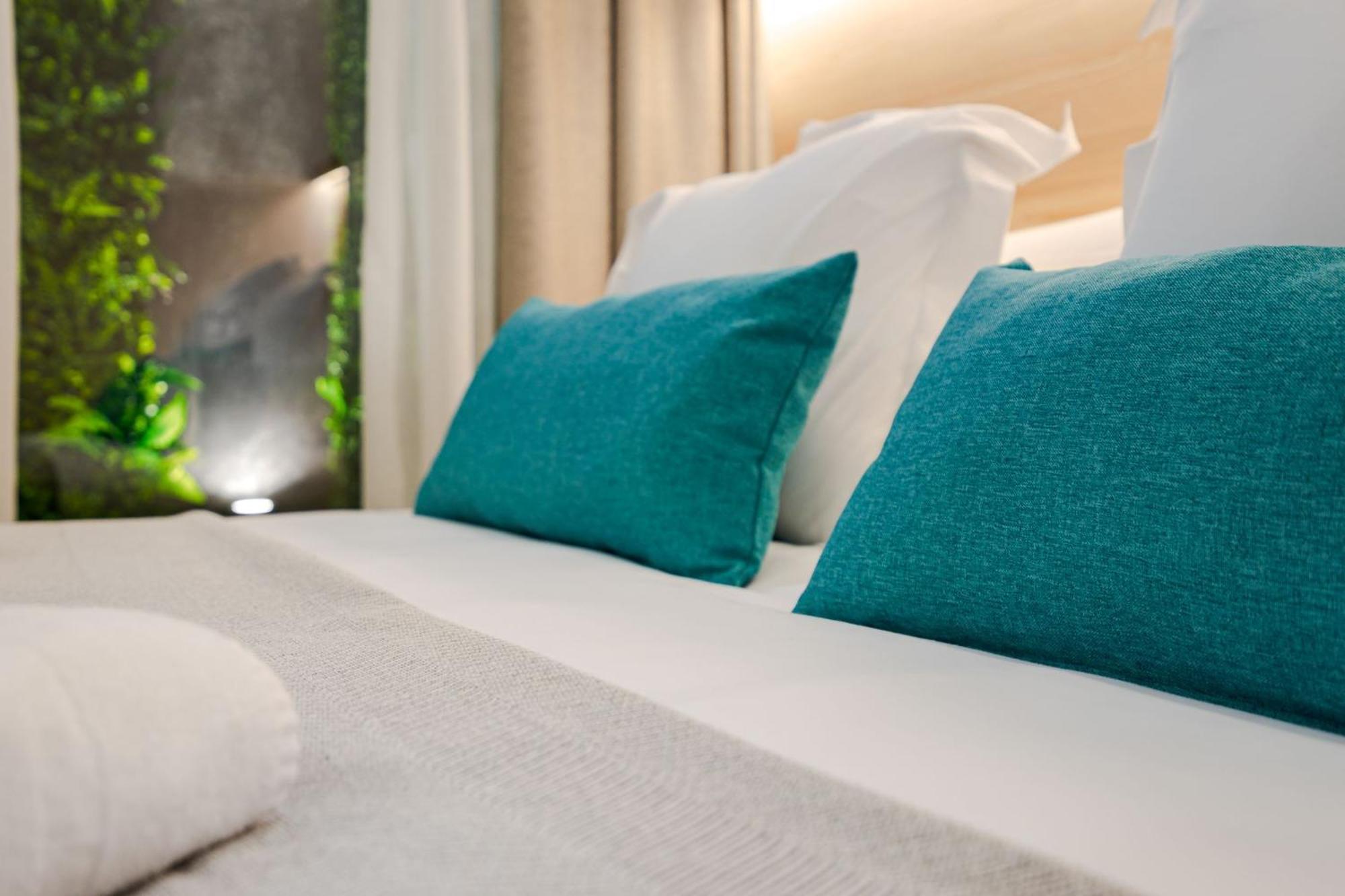 Feelathome Ventas Suites Madryt Zewnętrze zdjęcie